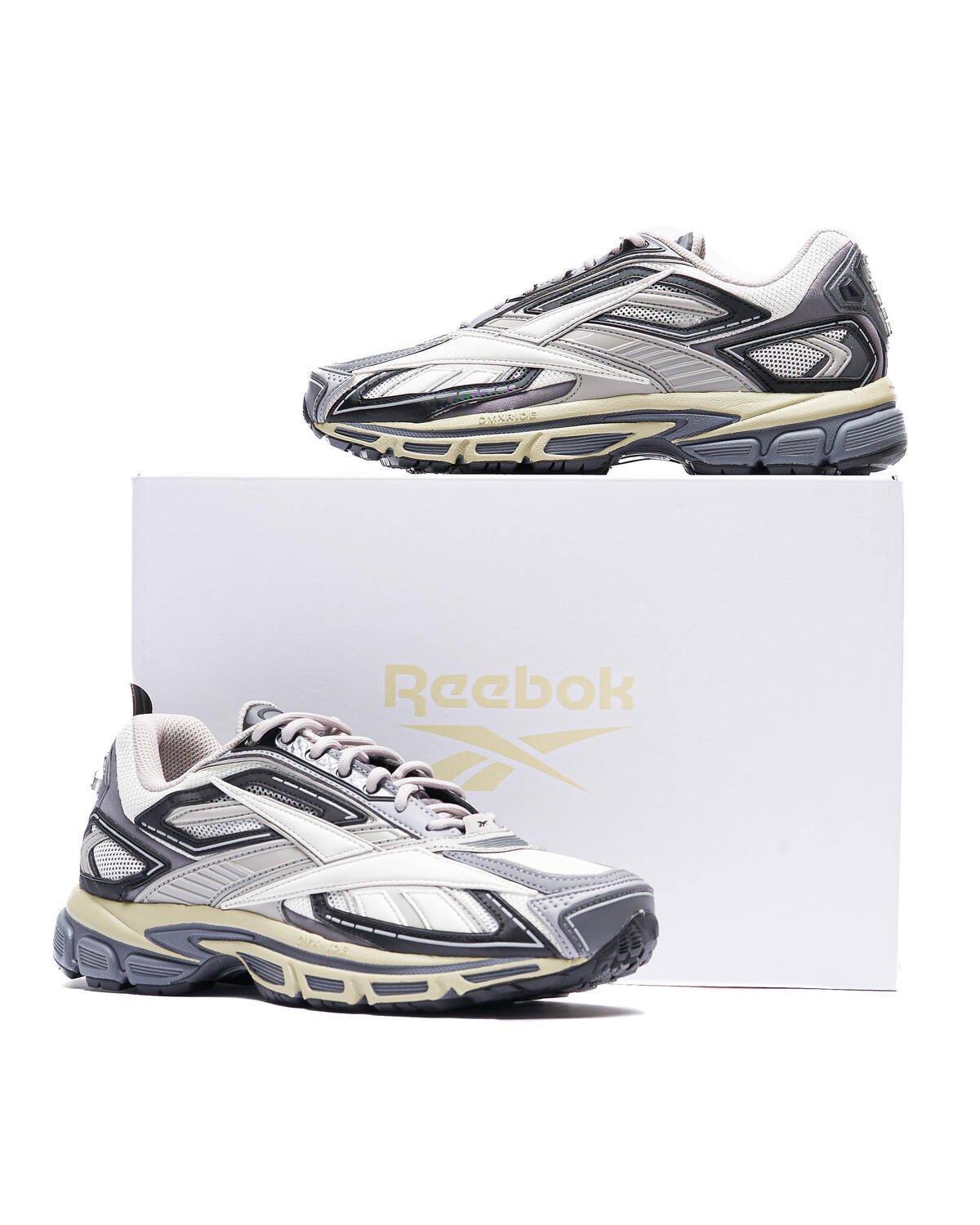 Icse2014Shops STORE | RMIA06BC99MAT0010703 | The Reebok Zig